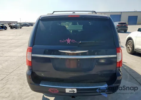 2012 Chrysler Town & Country Touring from USA, damaged, VIN 2C4RC1BG5CR410530